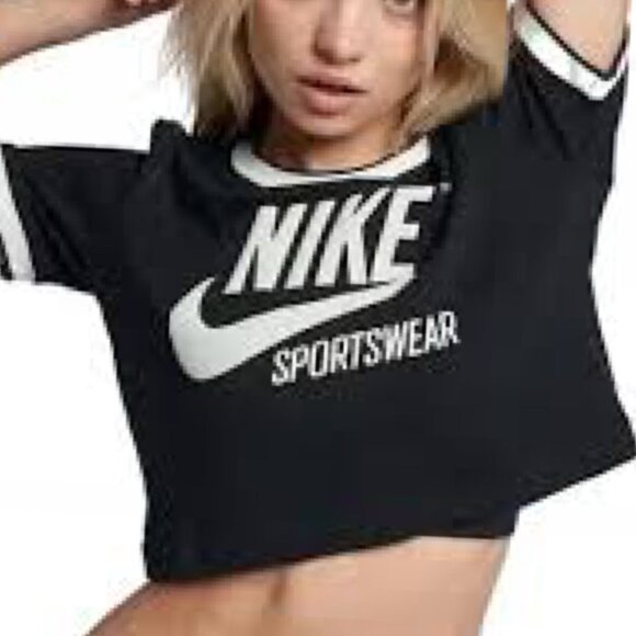 Nike Women’s Crop Top Shirt Black Logo Small - Picture 1 of 5